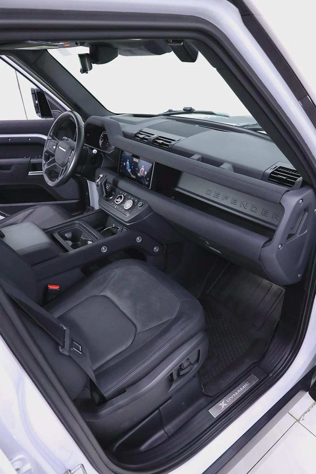 DEFENDER 110 X-DYNAMIC V6 - P400 FULLY LOADED-16-16