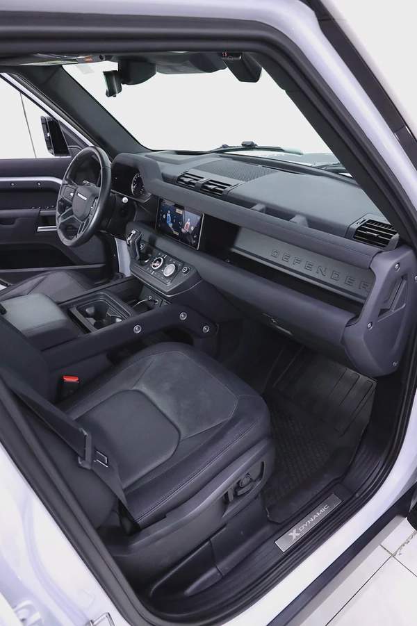 DEFENDER 110 X-DYNAMIC V6 - P400 FULLY LOADED