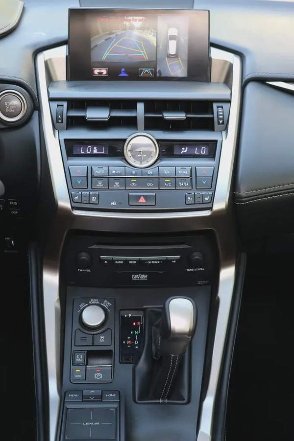 Lexus NX-Series-NX200t-2017-137000KM-GCC SPECS-EXCELLENT CONDITION