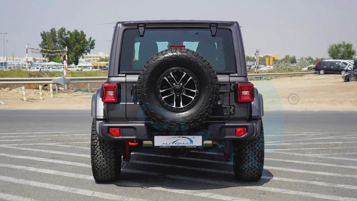 ( Only For Export ) 2025/2025 Jeep Wrangler Unlimited Rubicon XTREME 4x4 2.0T GCC BRAND NEW-5-5