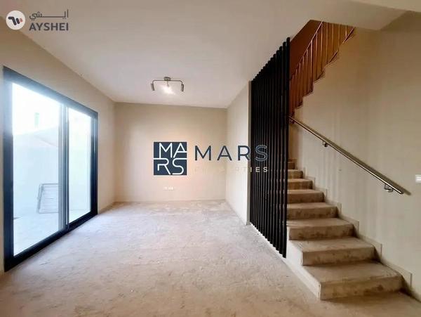 Spacious 2 Bedrooms Townhouse. Enjoy a forested community living featuring woodland jogging trails