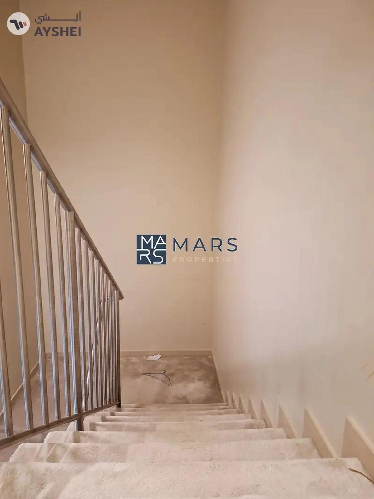 Spacious 2 Bedrooms Townhouse. Enjoy a forested community living featuring woodland jogging trails -4-4