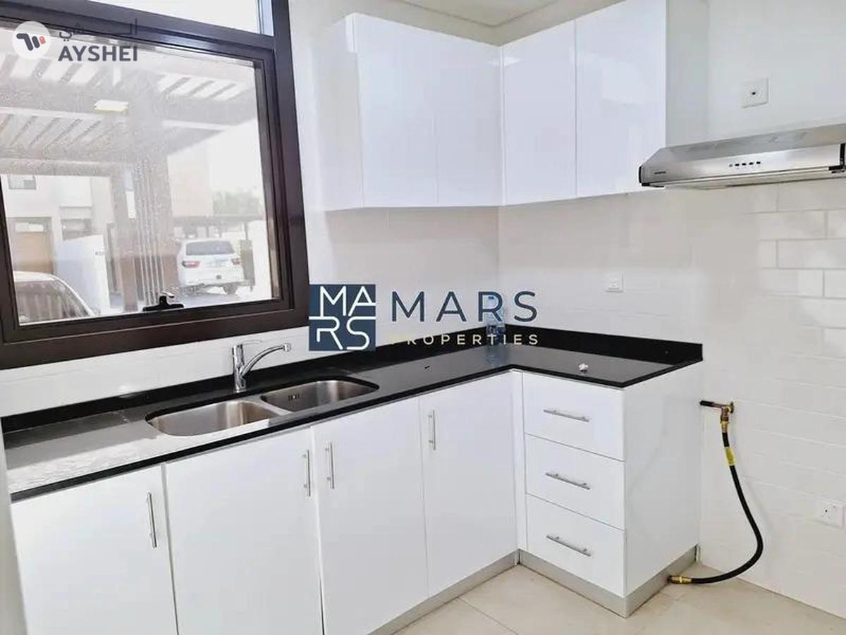 Spacious 2 Bedrooms Townhouse. Enjoy a forested community living featuring woodland jogging trails -5-5