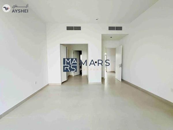 4badroom villa available for rent in Masaar