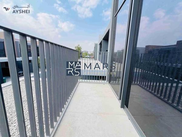 4badroom villa available for rent in Masaar