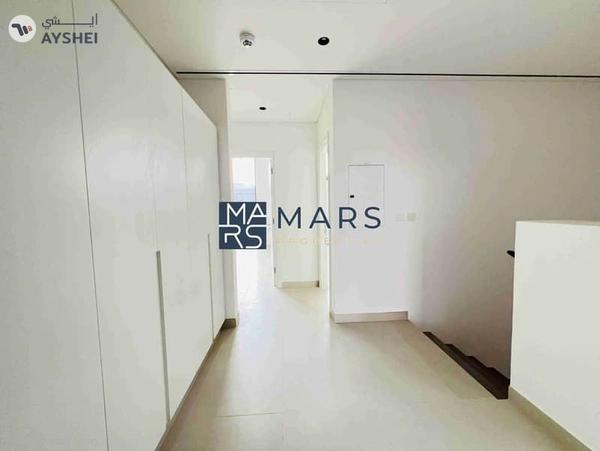 4badroom villa available for rent in Masaar