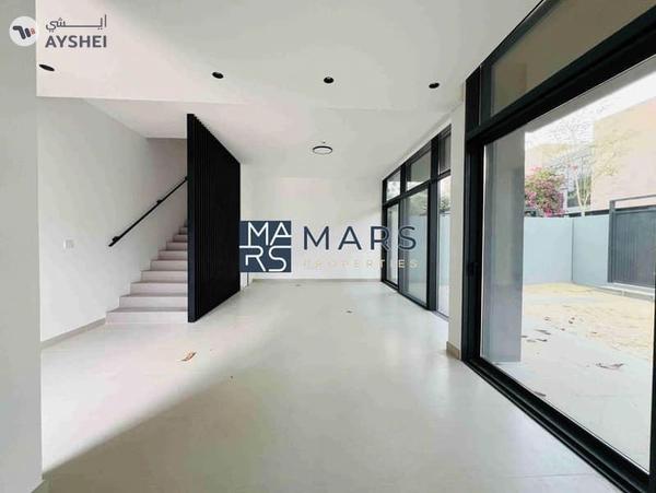 4badroom villa available for rent in Masaar