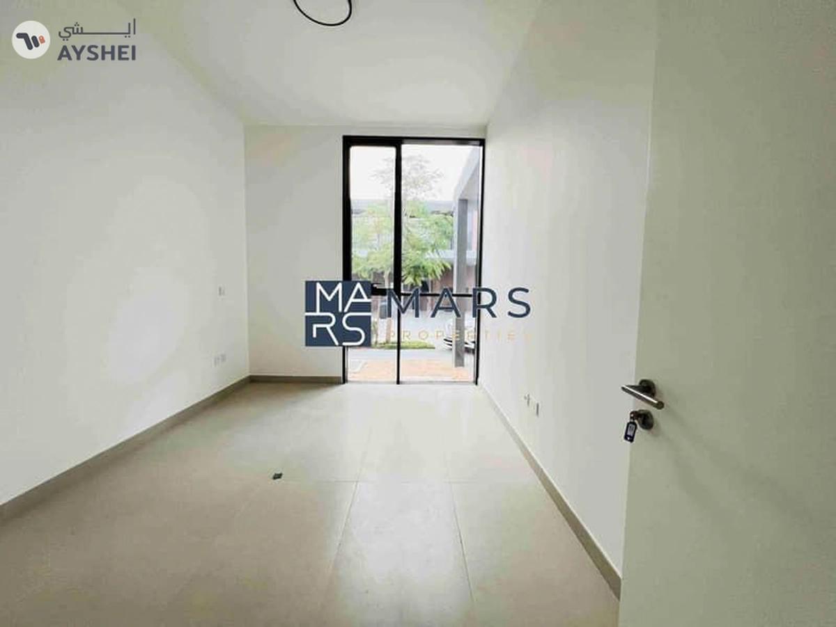 4badroom villa available for rent in Masaar-1-landscape