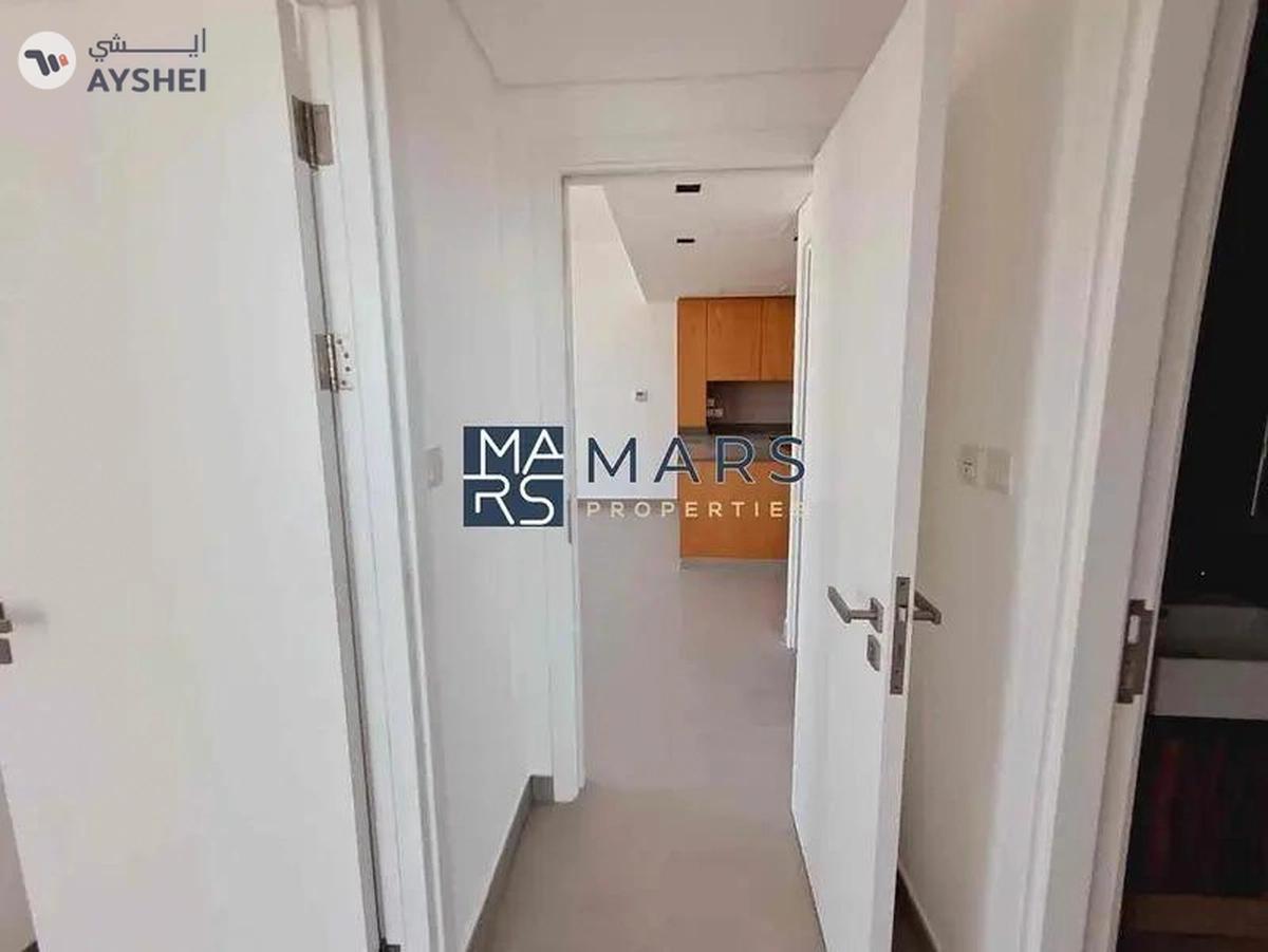 Brand New | Spacious | Open View |-8-8