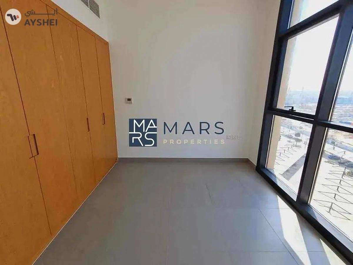 Brand New | Spacious | Open View |-5-5