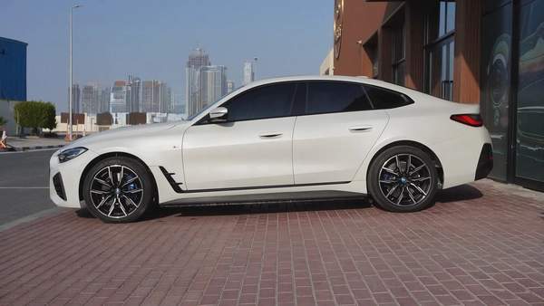 2024 BMW i4 eDrive 35 | Full Electric | GCC Specs | Very Low Mileage