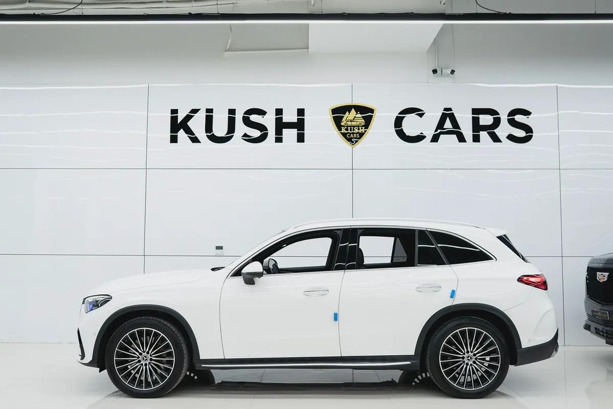 2023 MERCEDES-BENZ GLC300 4MATIC-1-1