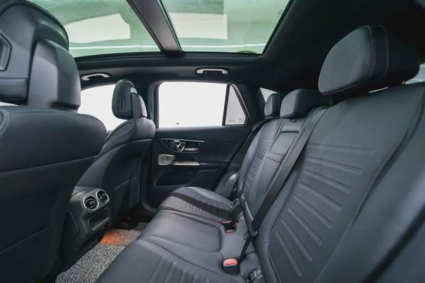 2023 MERCEDES-BENZ GLC300 4MATIC