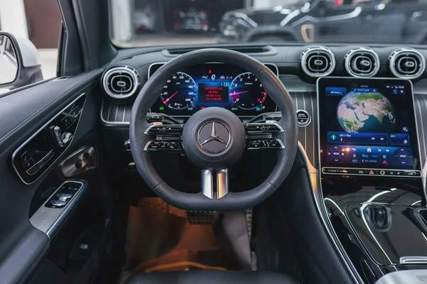 2023 MERCEDES-BENZ GLC300 4MATIC