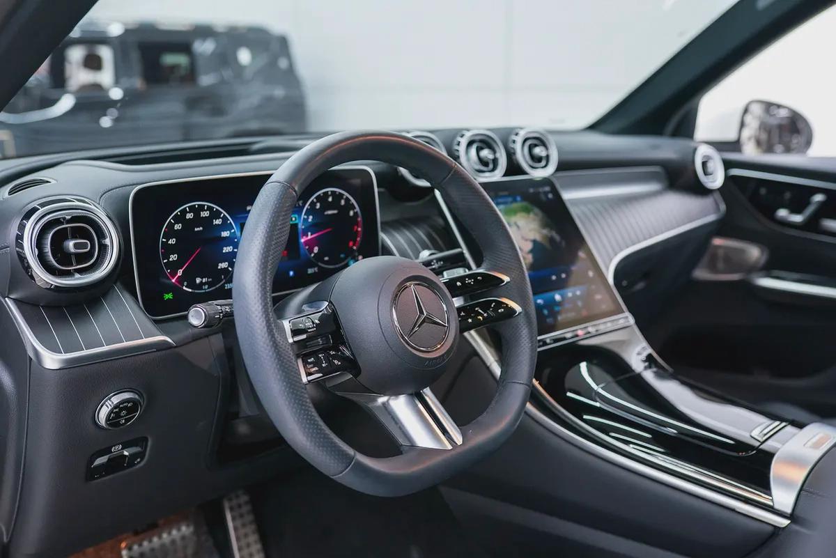 2023 MERCEDES-BENZ GLC300 4MATIC-18-18