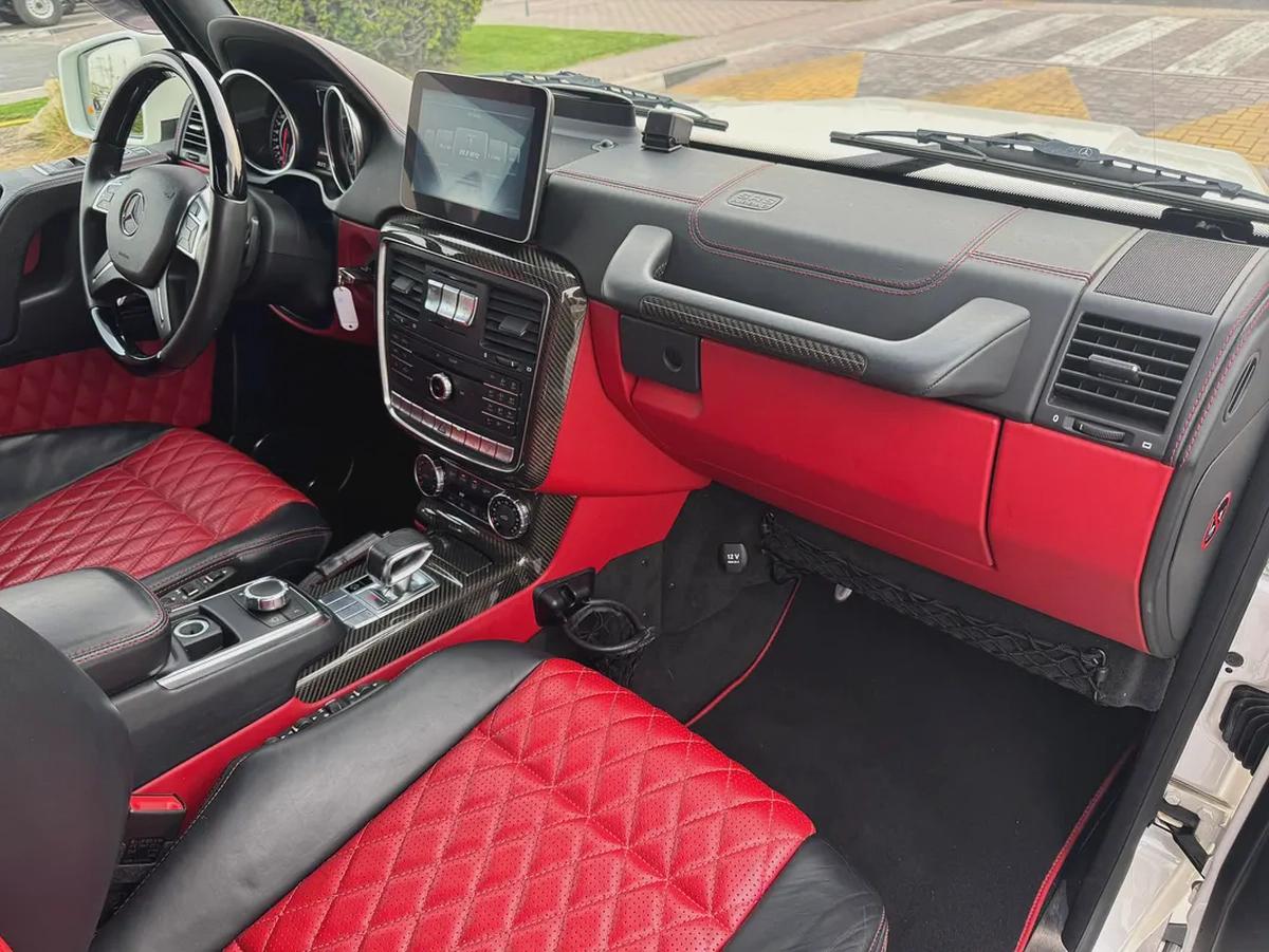Mercedes-Benz G63 All original Paint Auction Grade 4.5/B NEAT AND CLEAN CAR-8-8