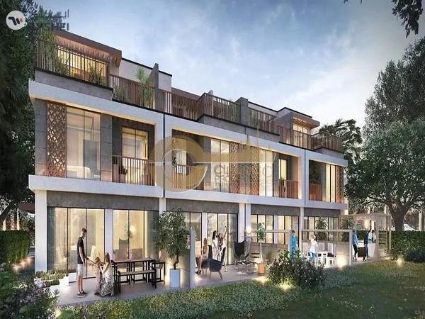 4BR | Single Row | Corner Unit near to Watertown