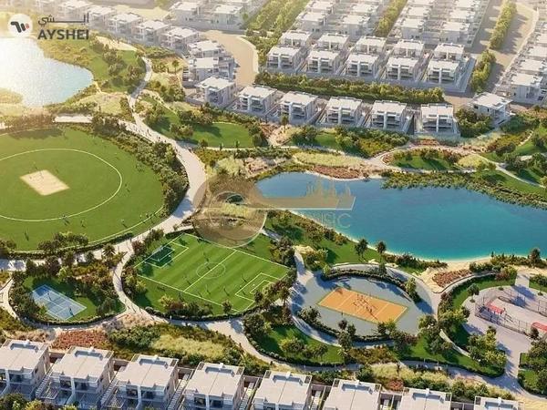 4BR | Single Row | Corner Unit near to Watertown