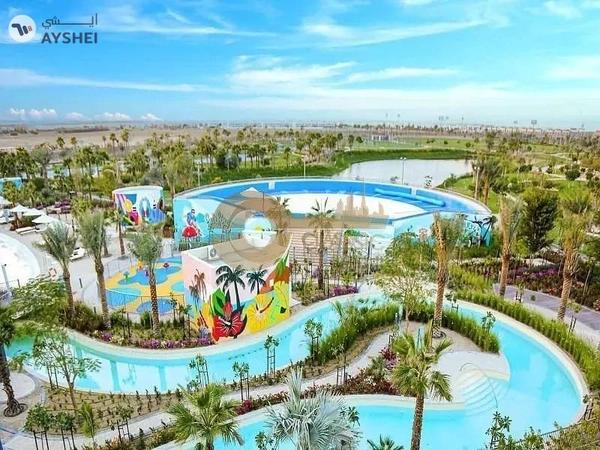 4BR | Single Row | Corner Unit near to Watertown