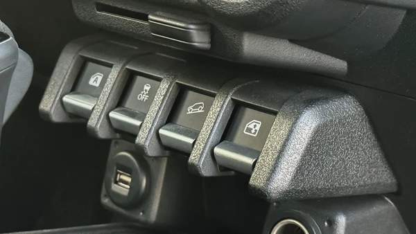 Suzuki Jimny GL AT 2026 (GCC Specs) 1.5L - Brand New 5 Doors