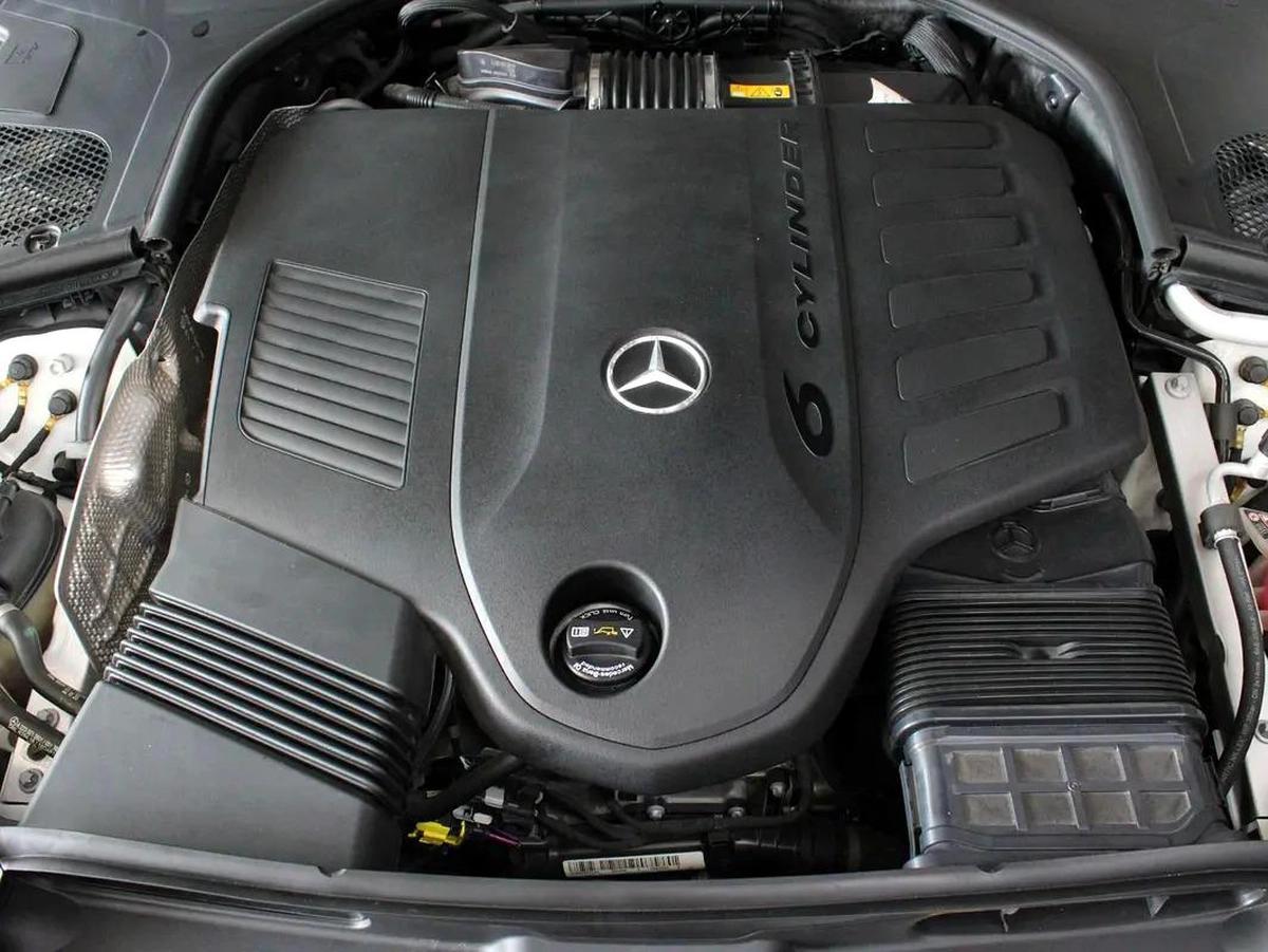 2023 S500 // 4 MATIC // LOW MILAGE-14-14