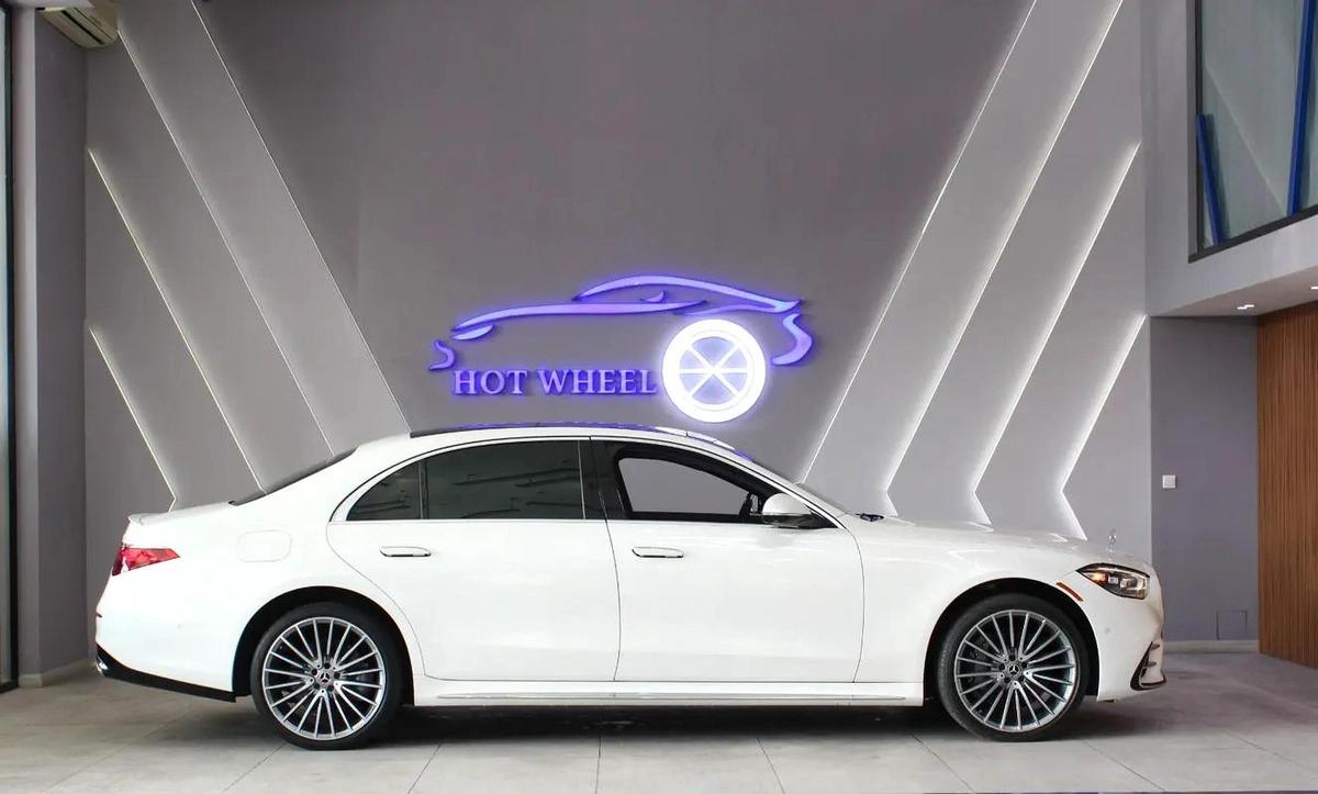 2023 S500 // 4 MATIC // LOW MILAGE-15-15