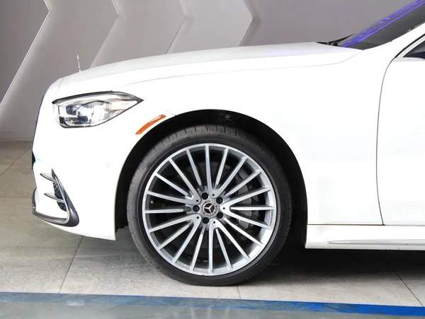 2023 S500 // 4 MATIC // LOW MILAGE