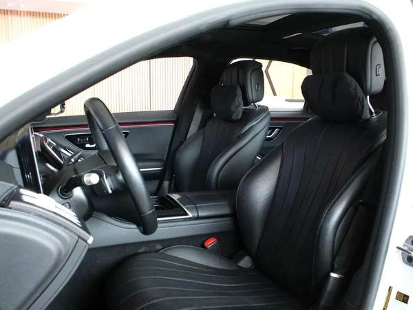 2023 S500 // 4 MATIC // LOW MILAGE