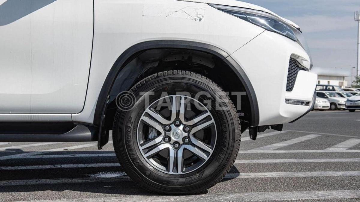 Toyota Fortuner FORTUNER 2.7L 4WD-5-5