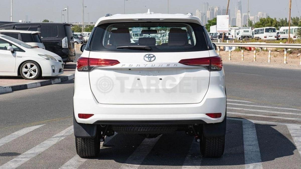 Toyota Fortuner FORTUNER 2.7L 4WD-8-8