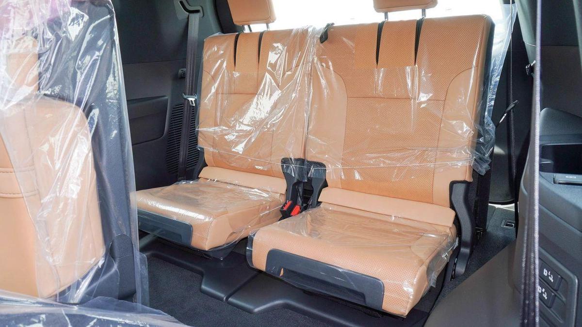 Lexus LX 600 3.5L V6-12-12