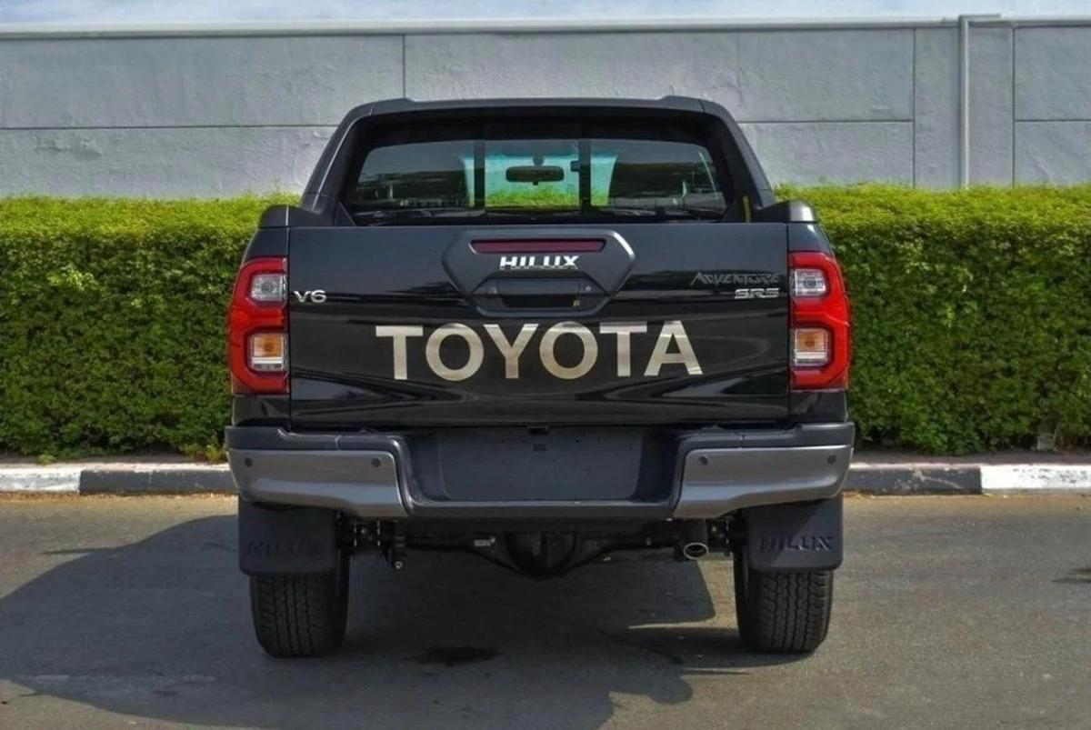 TOYOTA HILUX ADVENTURE 4.0 PETROL-9-9