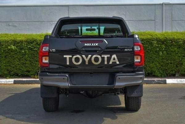 TOYOTA HILUX ADVENTURE 4.0 PETROL