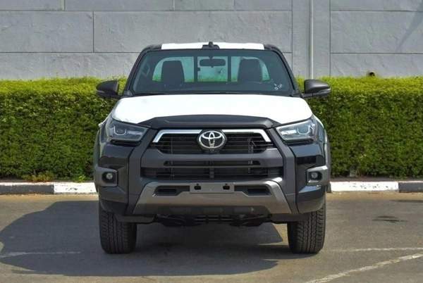 TOYOTA HILUX ADVENTURE 4.0 PETROL