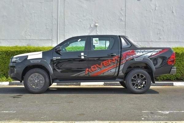 TOYOTA HILUX ADVENTURE 4.0 PETROL
