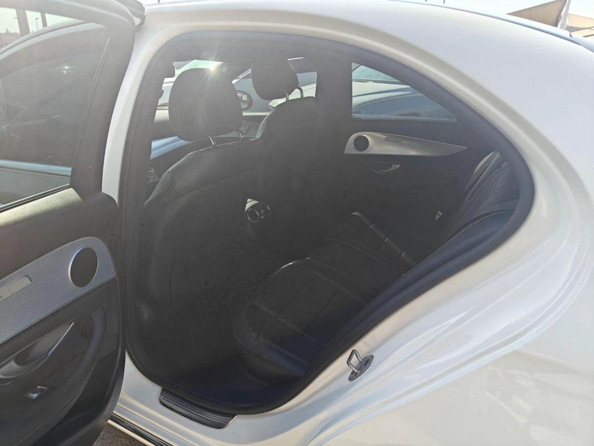 Mercedes-Benz E 250 MERCEDES-E250 2019-6-6