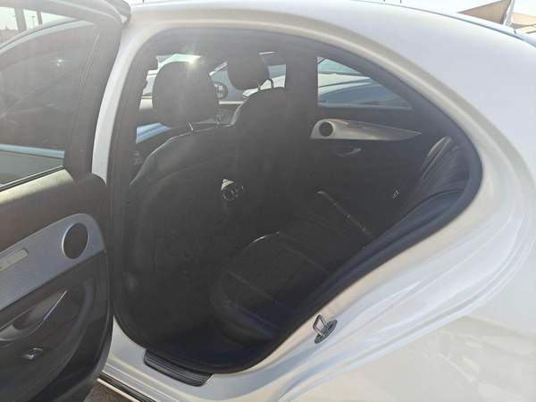 Mercedes-Benz E 250 MERCEDES-E250 2019
