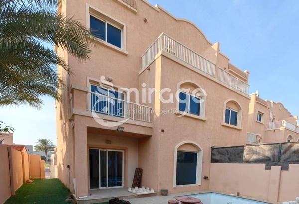 Corner Villa | Big Layout 5BR | Ideal for Family