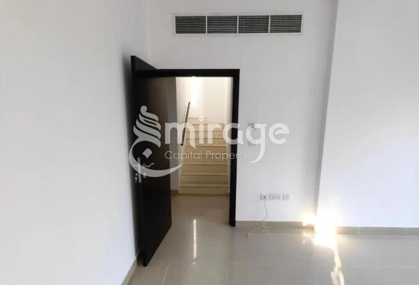 Corner Villa | Big Layout 5BR | Ideal for Family