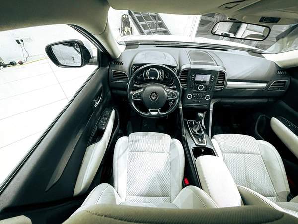 Massive Price Drop!!! // AED 860 // 20% DP // 2022 Renault Koleos 2.5L V4