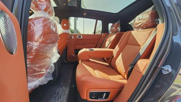 Li Auto L7 Ultra (Grey Orange)