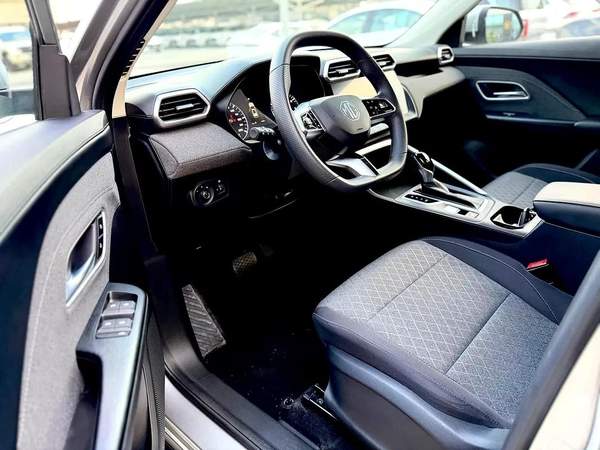 2025 MG ZS STD – New Shape | GCC Specs | Manufacture Warranty | Service Plan