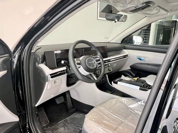 HYUNDAI TUCSON 1.6 TURBO PREMIER PLUS GCC