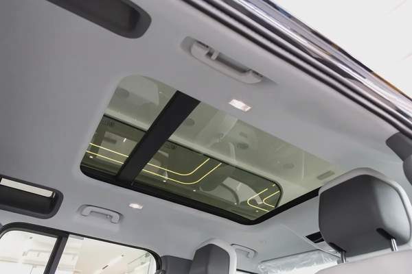 Land Rover Defender | 110 X-Dynamic HSE P400 | GCC Specs | 2026 (Export)