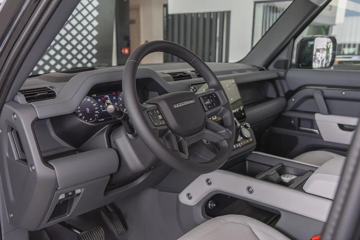 Land Rover Defender | 110 X-Dynamic HSE P400 | GCC Specs | 2026 (Export)-13-13