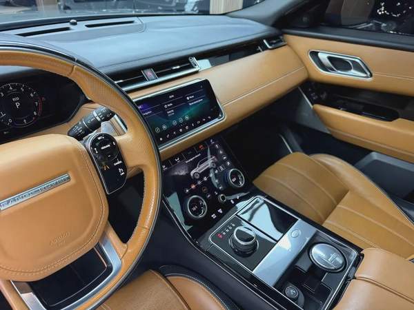 Land Rover Velar R daynamic P250 SE 2018 GCC