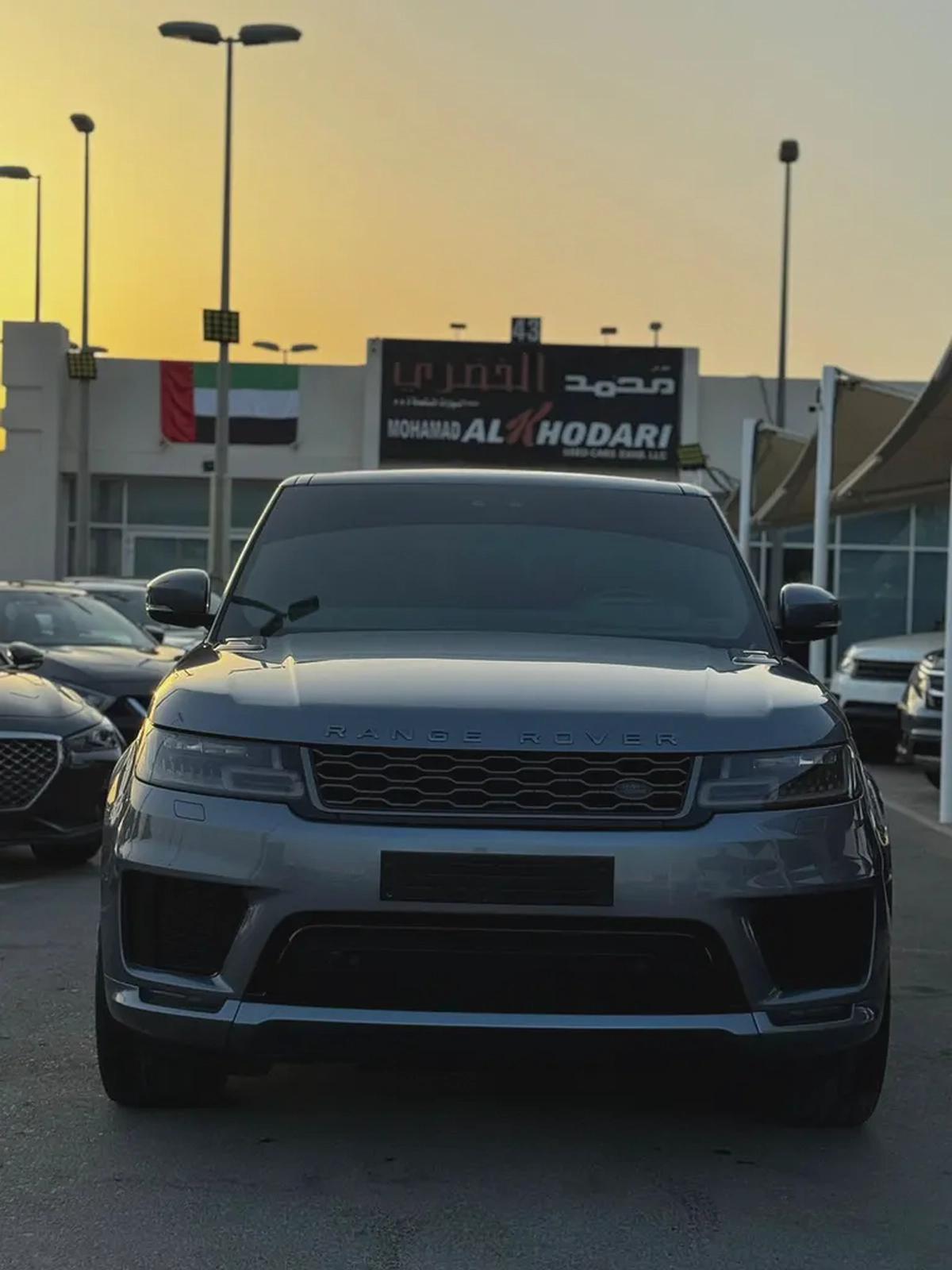 RANGE ROVER (2018) //SPORT//HSE//6 CYLINDER GCC// ORIGINAL PAINT //-3-3