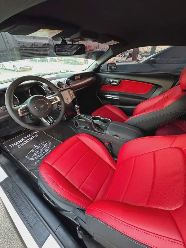 فورد موستينج Ecobooste V4 2.3L موديل 2017 وارد بحاله ممتازه