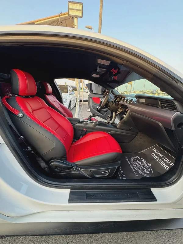 فورد موستينج Ecobooste V4 2.3L موديل 2017 وارد بحاله ممتازه