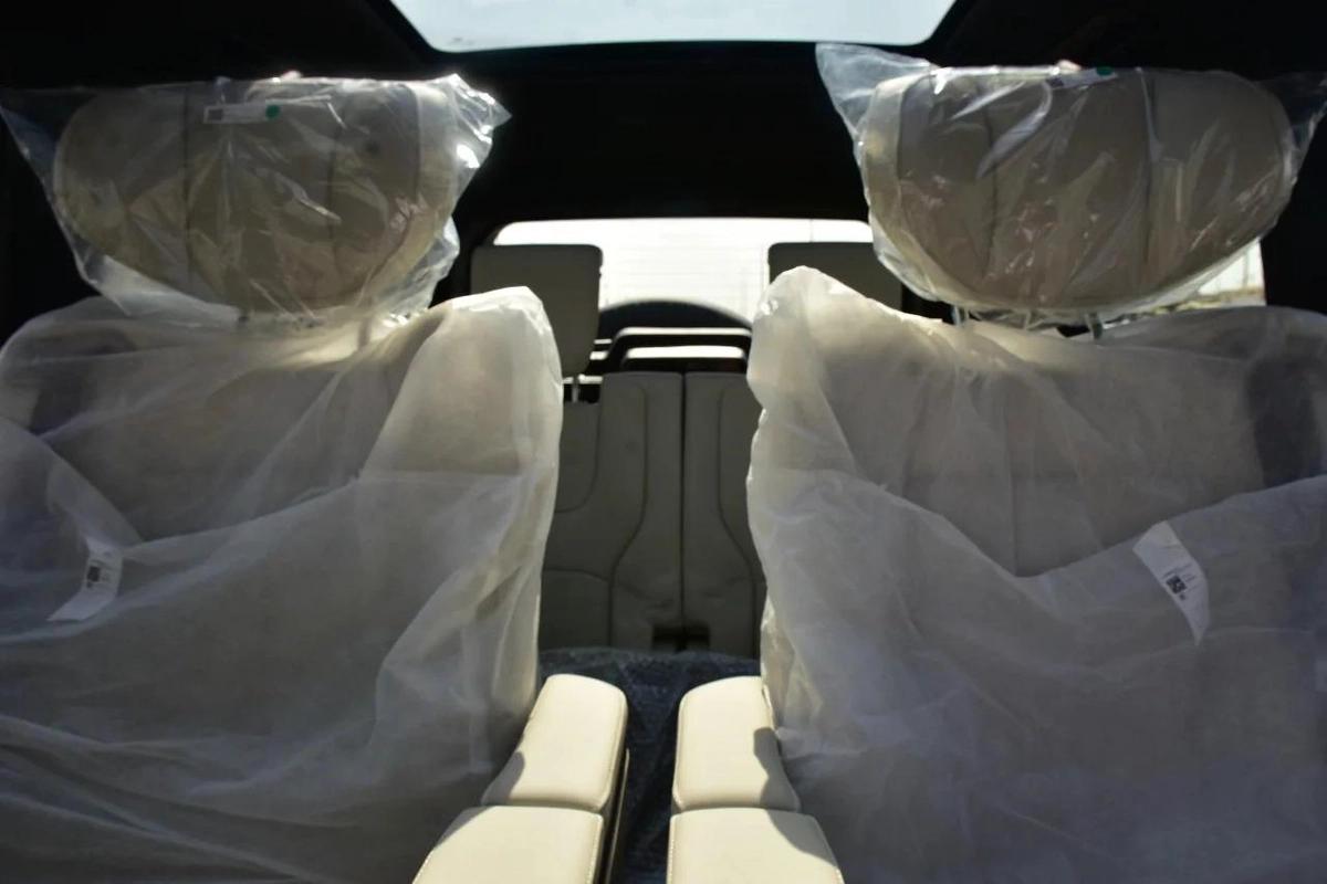 ROX 01 VIP 6 SEATS 2025 | WHITE-2-2